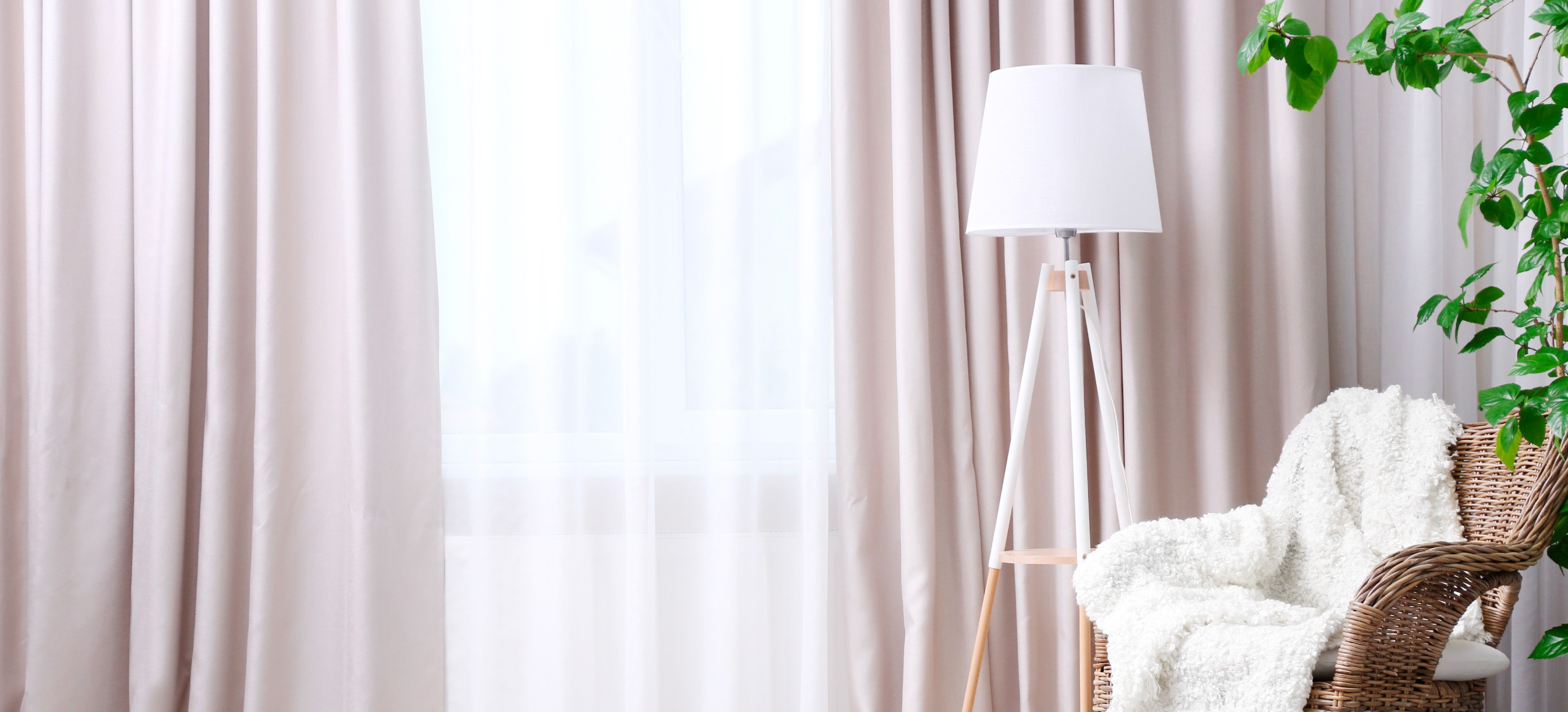 Plain and Subtle Curtains in Tiruppur