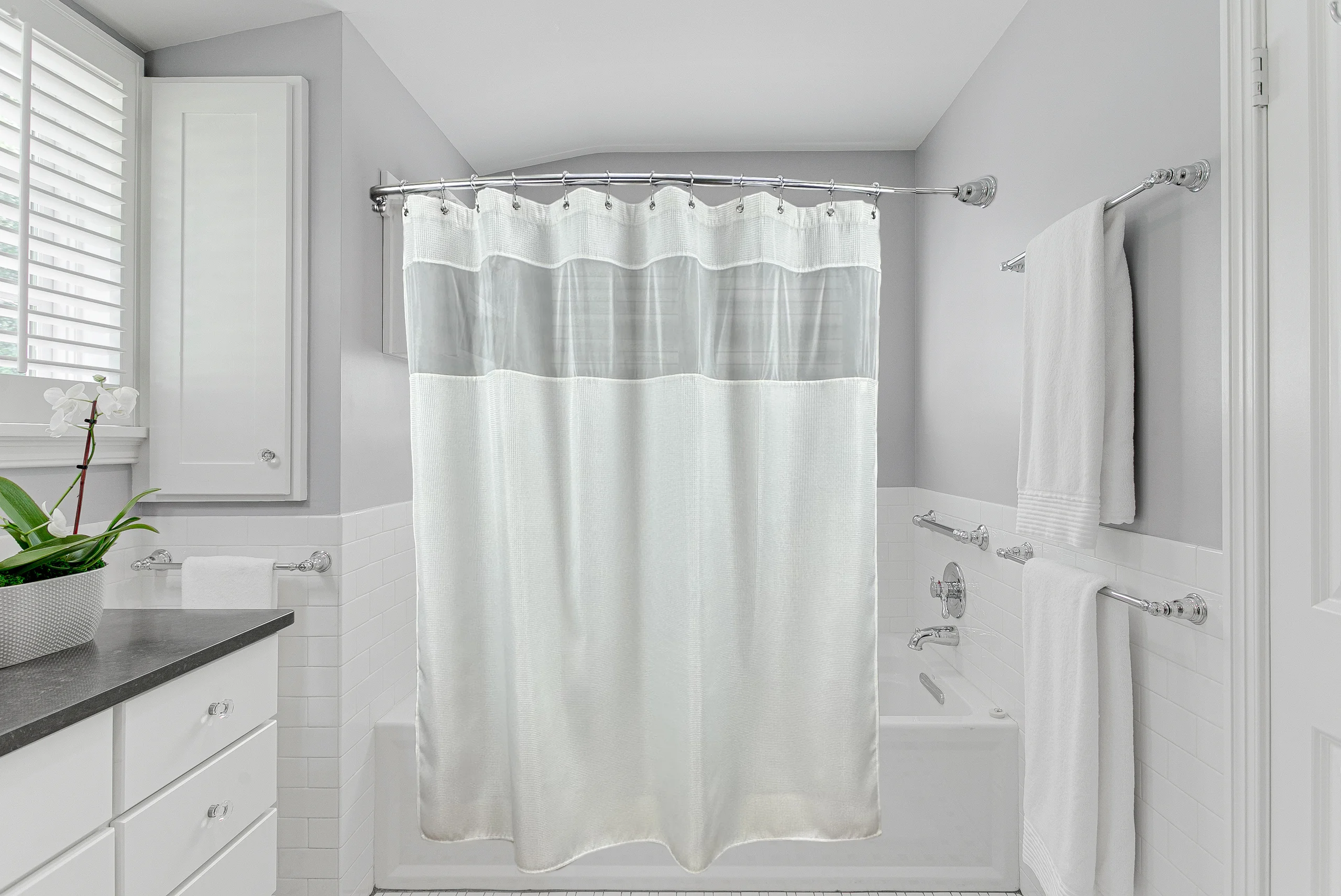 Shower Curtains in Tiruppur